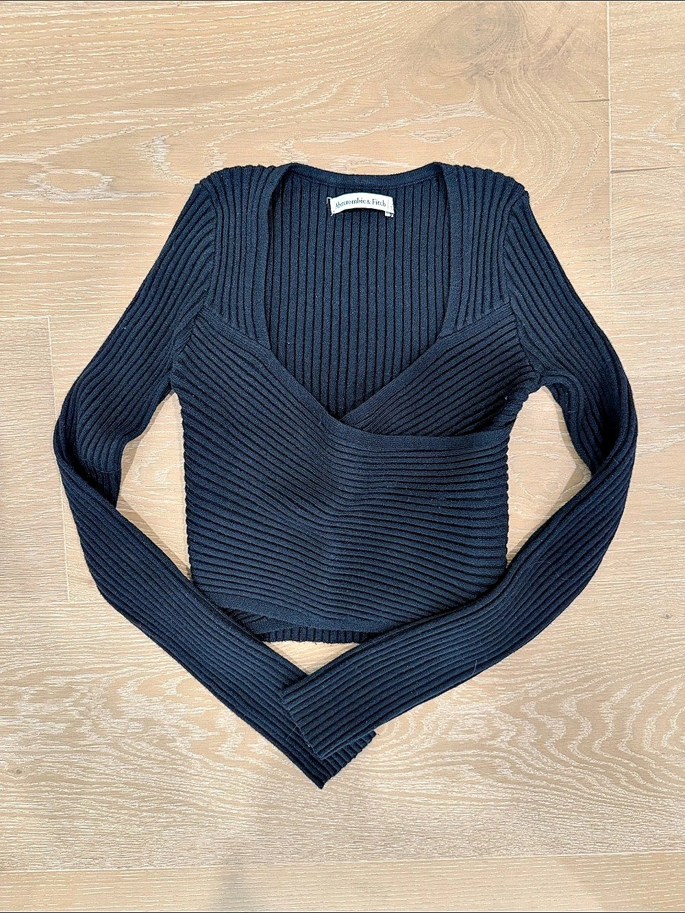 Abercrombie & Fitch Black Ribbed V-Neck Wrap Sweater